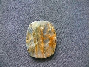 кварц с вкл кианита 5х30х38