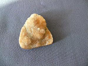 халцедон природный 12х34х43