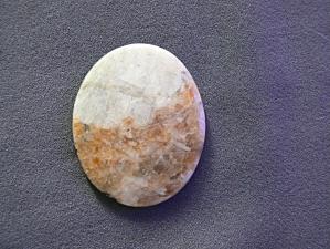 полевой шпат (лунный) 5х44х54